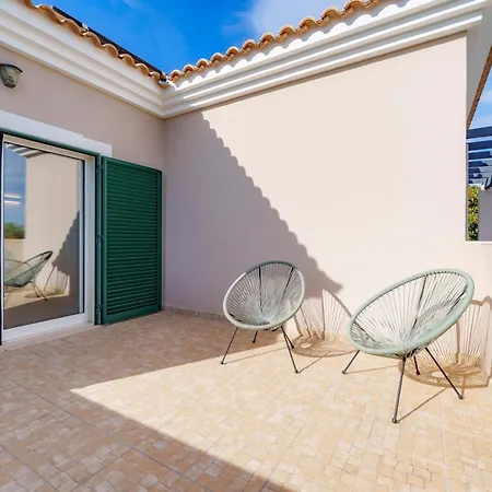 Parragil, Piscina Jardim Prestige For Λουλέ
